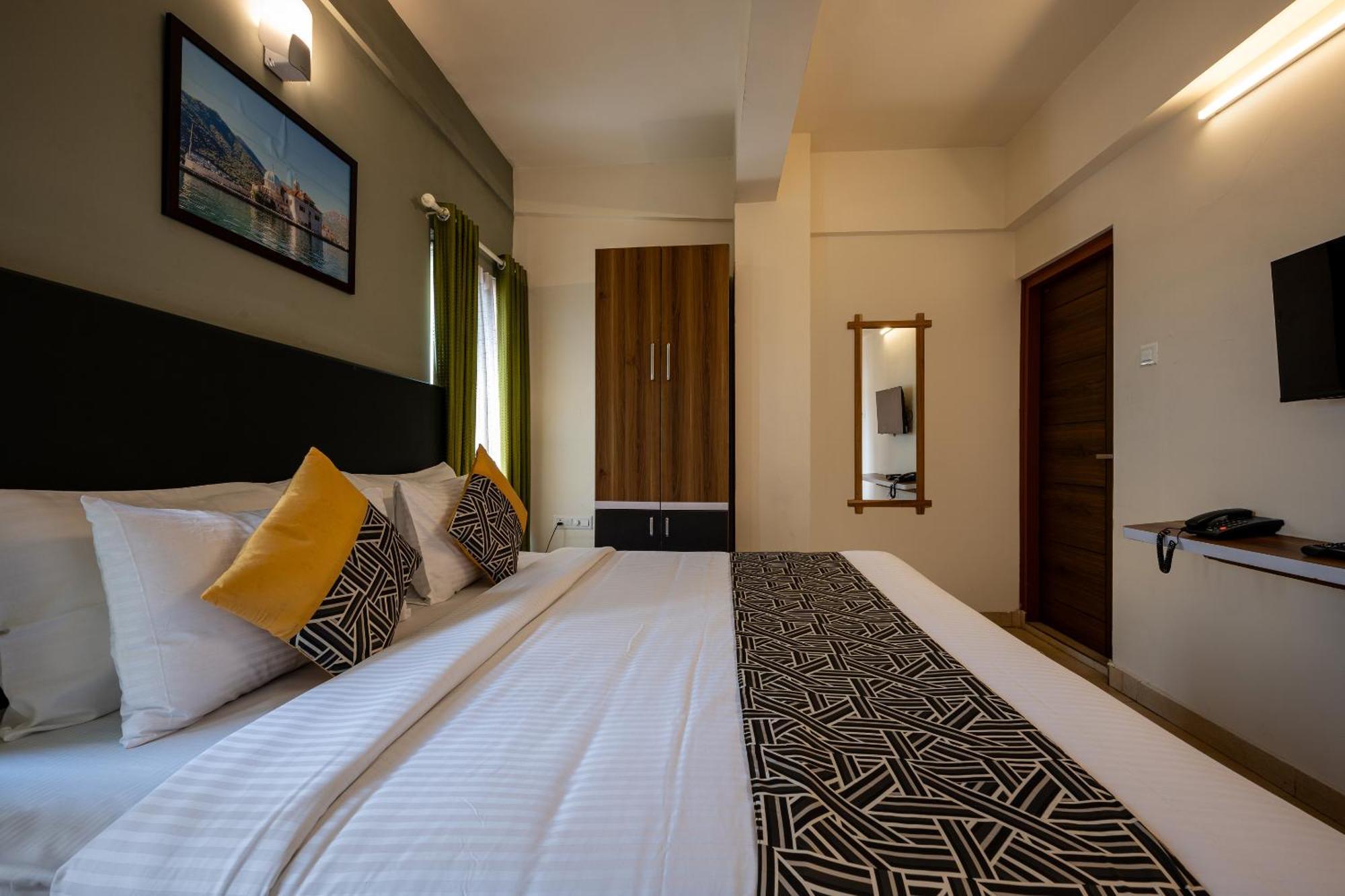 Kochi Cj Grande By Jesway Hotels & Resorts מראה חיצוני תמונה