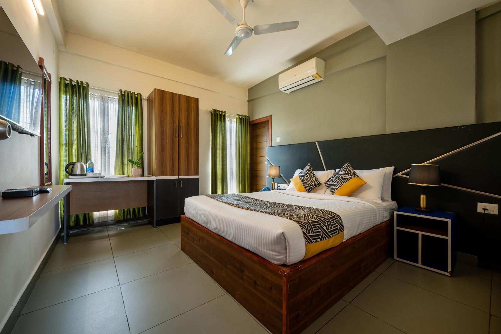 Kochi Cj Grande By Jesway Hotels & Resorts מראה חיצוני תמונה