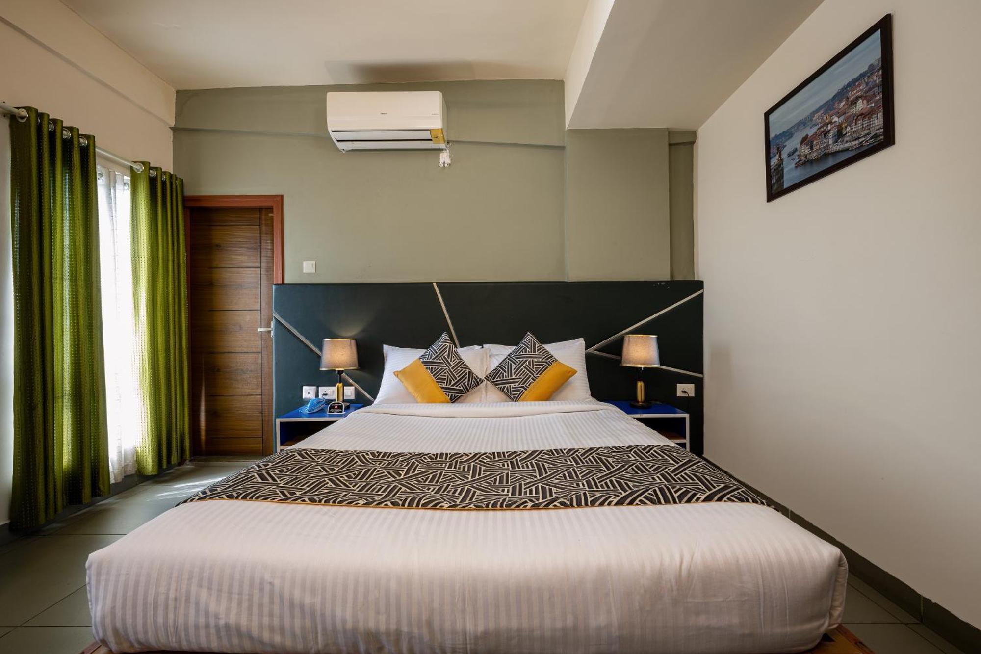 Kochi Cj Grande By Jesway Hotels & Resorts מראה חיצוני תמונה