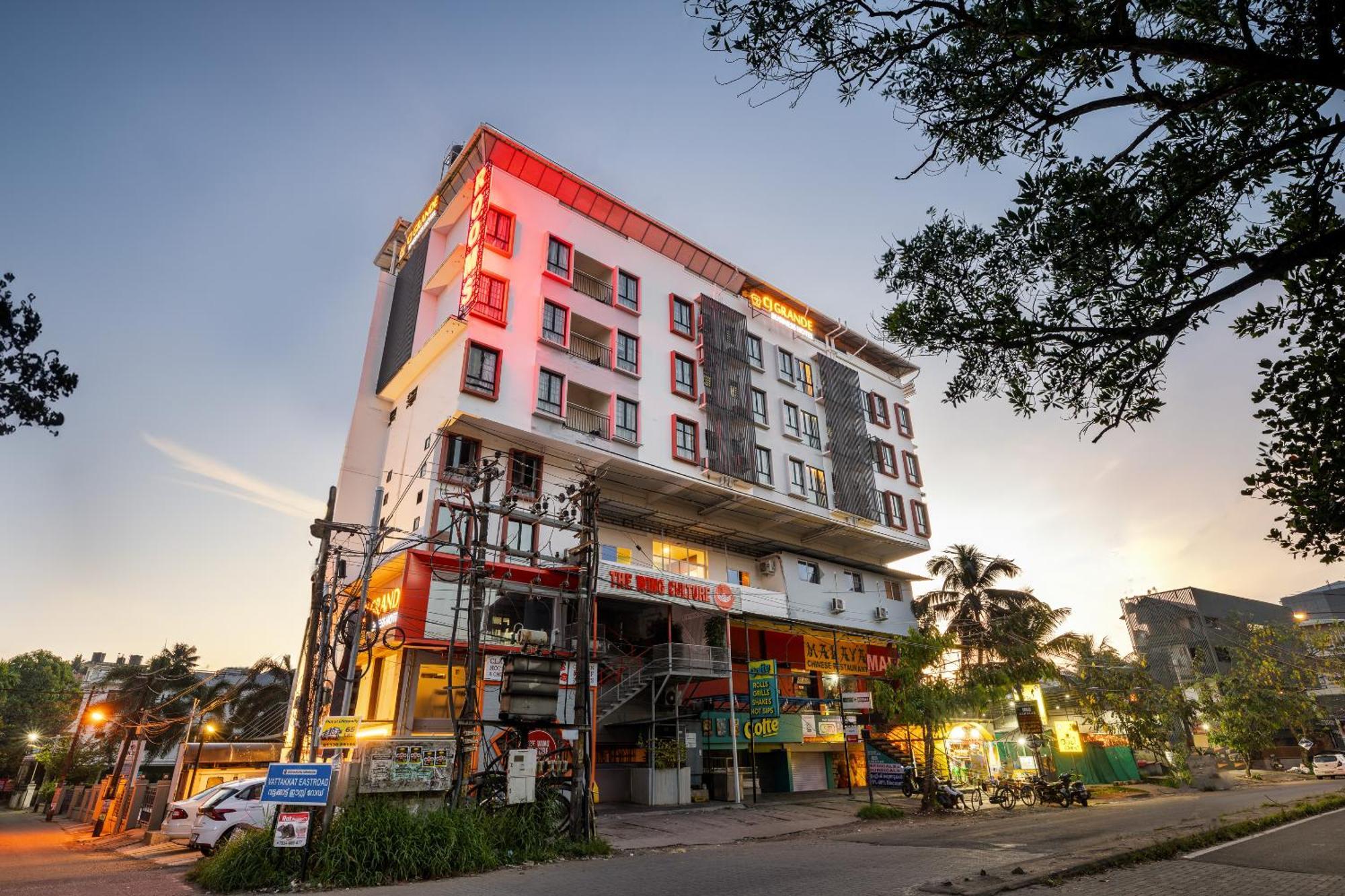 Kochi Cj Grande By Jesway Hotels & Resorts מראה חיצוני תמונה